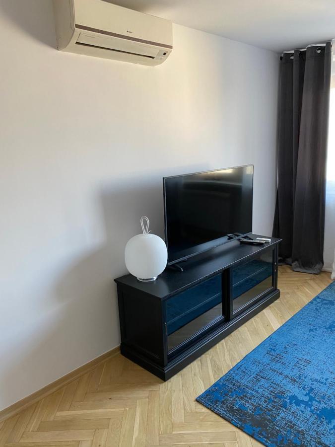 Apartament Emilian Apartman Varsó Kültér fotó