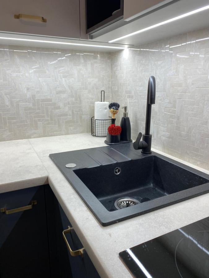 Apartament Emilian Apartman Varsó Kültér fotó